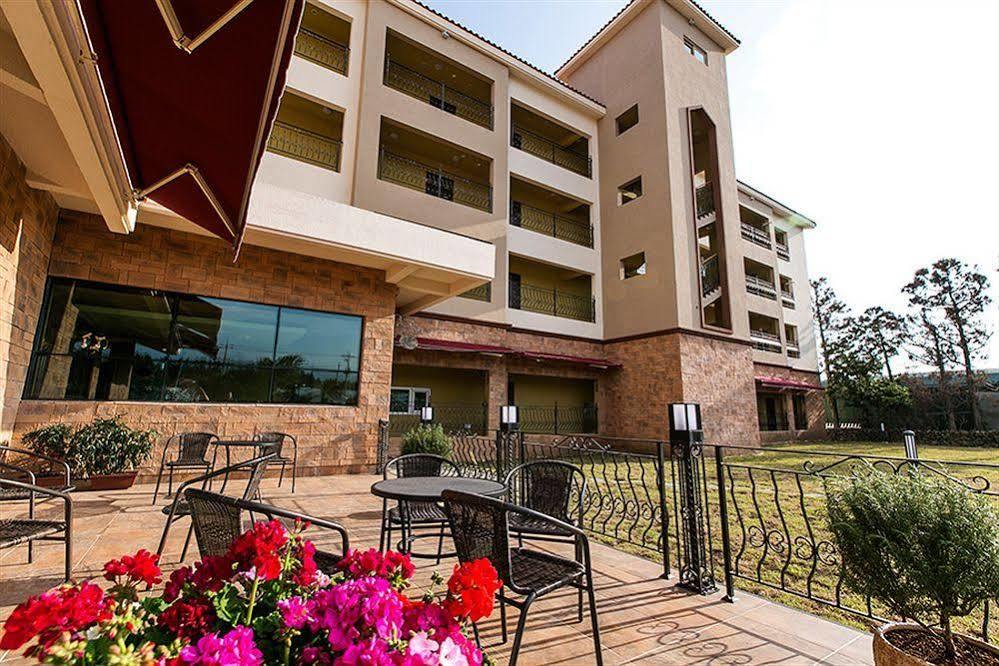 Famille Spa Resort Seogwipo Exterior photo